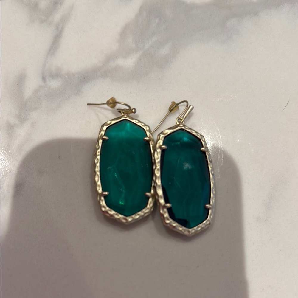 Kendra Scott Ella Gold and Emerald Green Earrings